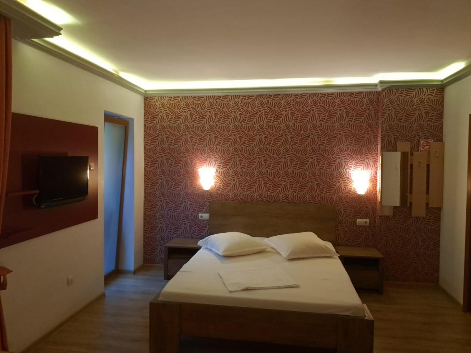 Guesthouse Magic Baile Herculane Exterior photo
